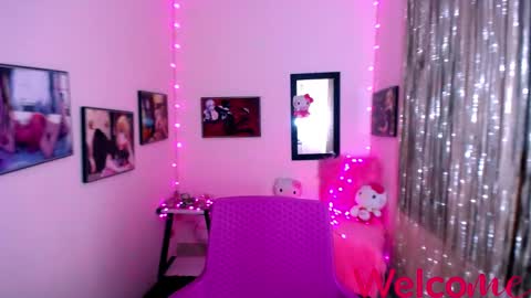 Snapshot of leandra_sex chatting on December 19, 2024, 6:34 pm Leandra online show from December 19, 2024, 6:34 pm