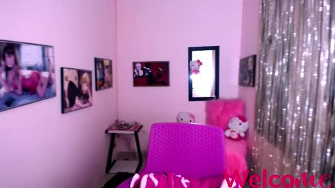 Snapshot of leandra_sex chatting on December 26, 2024, 6:43 pm Leandra online show from December 26, 2024, 6:43 pm