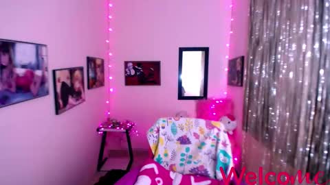 Snapshot of leandra_sex chatting on January 20, 2025, 4:01 pm Leandra online show from January 20, 2025, 4:01 pm