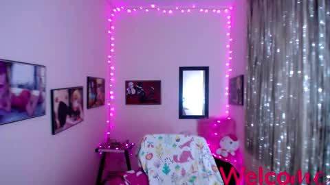 Snapshot of leandra_sex chatting on February 10, 2025, 6:24 pm Leandra online show from February 10, 2025, 6:24 pm