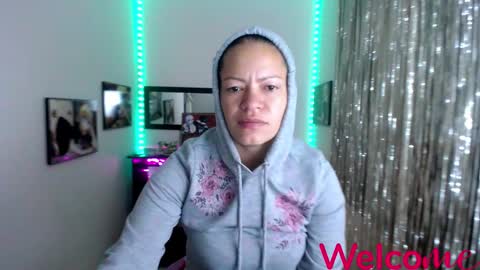 Snapshot of leandra_sex chatting on March 11, 2025, 12:06 pm Leandra online show from March 11, 2025, 12:06 pm