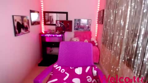 Snapshot of leandra_sex chatting on March 12, 2025, 6:11 pm Leandra online show from March 12, 2025, 6:11 pm