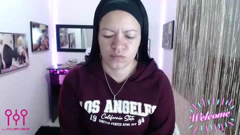 Snapshot of leandra_sex chatting on October 15, 2025, 12:49 pm Leandra online show from October 15, 2025, 12:49 pm