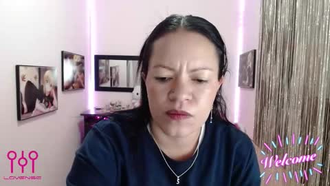 Snapshot of leandra_sex chatting on October 29, 2025, 5:14 pm Leandra online show from October 29, 2025, 5:14 pm