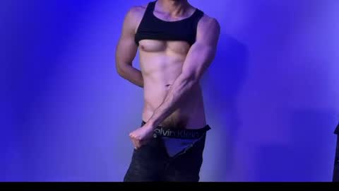 leanfindom8 online show from April 10, 2026, 3:45 am