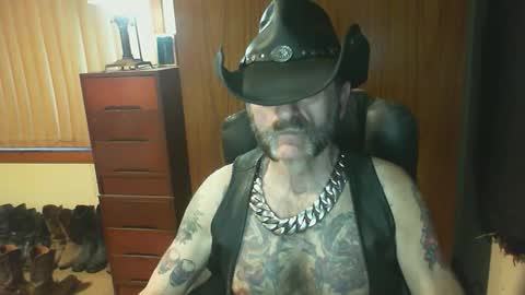 leathergreaser online show from March 24, 2026, 8:03 pm