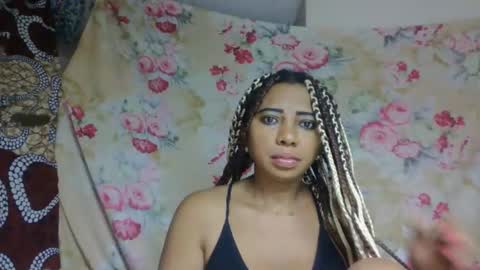leatianaa online show from May 18, 2026, 1:02 am