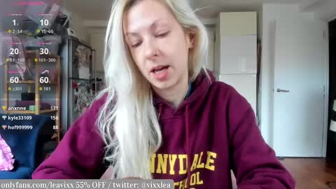 Snapshot of leavixx chatting on March 1, 2026, 11:23 am LeaVixx online show from March 1, 2026, 11:23 am