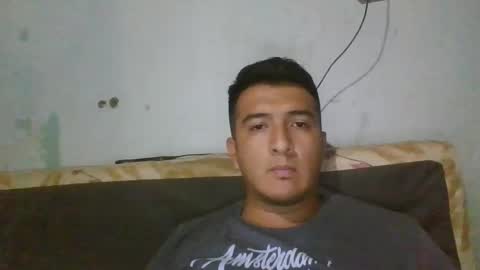 Snapshot of leche_dura122 chatting on January 19, 2025, 1:43 am leche_dura122 online show from January 19, 2025, 1:43 am