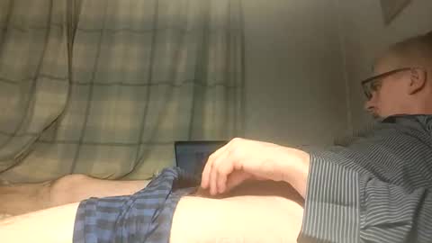 lechertachatte4444 online show from November 24, 2025, 7:02 pm