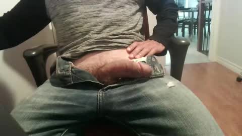 LeDoc  online show from September 28, 2025, 1:55 am