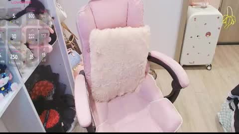 Lee online show from April 15, 2026, 11:05 pm