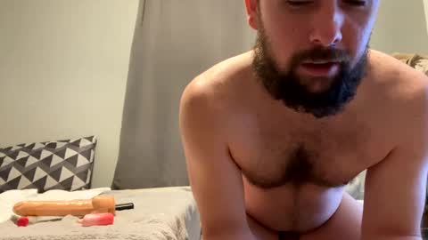 Snapshot of leearonn12 chatting on March 1, 2025, 10:13 am leearonn12 online show from March 1, 2025, 10:13 am