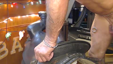 Lee Cox online show from October 10, 2025, 6:07 pm