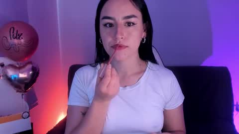 Snapshot of leejhonsonnn chatting on October 7, 2025, 12:35 pm leejhonsonnn online show from October 7, 2025, 12:35 pm