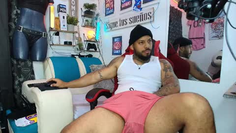 leenar_key online show from April 8, 2026, 10:48 am