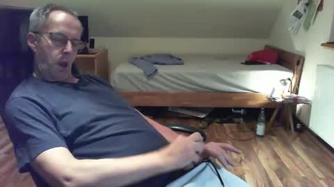 Dave online show from January 4, 2025, 1:42 am