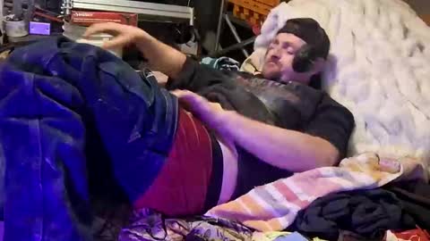 leglovefun118 online show from January 6, 2025, 1:42 am