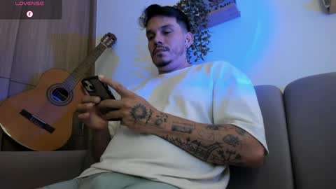 Alejandro online show from April 12, 2026, 1:10 am