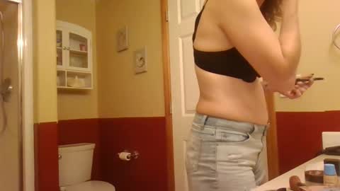 Snapshot of legzbailey chatting on September 23, 2025, 2:03 am taylor babe1 online show from September 23, 2025, 2:03 am