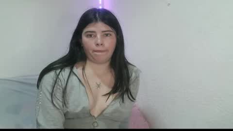 Snapshot of leidyramca chatting on October 27, 2025, 6:45 pm leidyramca online show from October 27, 2025, 6:45 pm