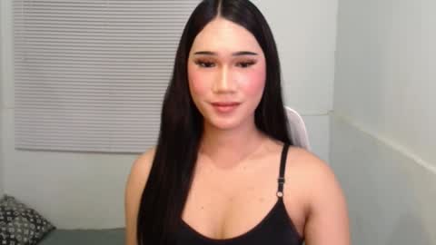 leighs_celine online show from March 3, 2026, 5:19 pm