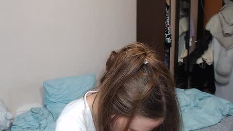 leila_bambi online show from February 4, 2025, 11:38 am