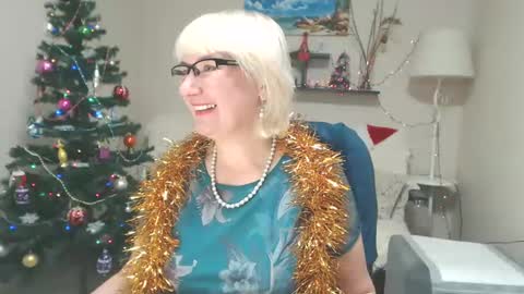 Leila Kinky online show from December 23, 2024, 6:33 am