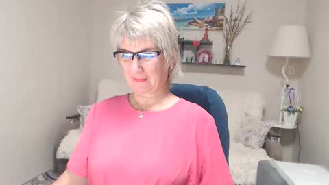 Leila Kinky online show from October 13, 2025, 5:18 am