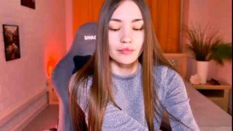 Leila Rai online show from April 7, 2026, 1:33 pm