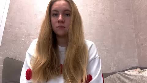 Snapshot of lelaniedzwiecki chatting on November 20, 2025, 7:41 am Kimiko online show from November 20, 2025, 7:41 am