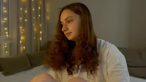 Lelia online show from April 17, 2026, 4:32 pm