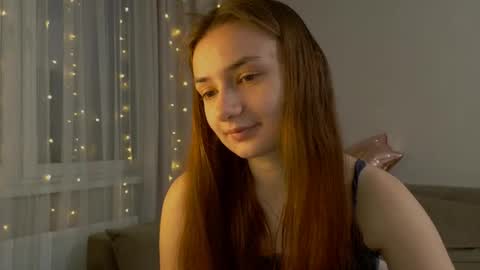 Snapshot of lelia_vibe chatting on April 29, 2026, 12:48 am Lelia online show from April 29, 2026, 12:48 am