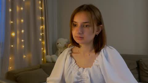 Snapshot of lelia_vibe chatting on June 16, 2026, 6:10 pm Lelia online show from June 16, 2026, 6:10 pm