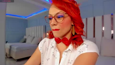Leloo  online show from May 18, 2026, 7:41 pm