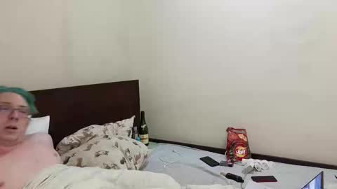 Snapshot of lemauwu chatting on December 1, 2025, 6:35 pm lemauwu online show from December 1, 2025, 6:35 pm