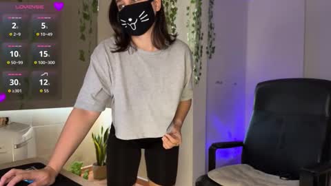 Lemi online show from October 17, 2025, 9:56 am