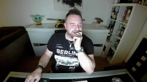 Ange online show from January 30, 2025, 7:37 pm