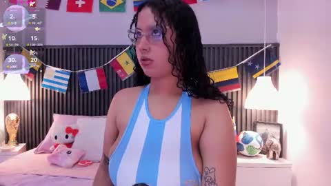 Snapshot of lena_ricci chatting on June 14, 2026, 3:41 am Lena online show from June 14, 2026, 3:41 am