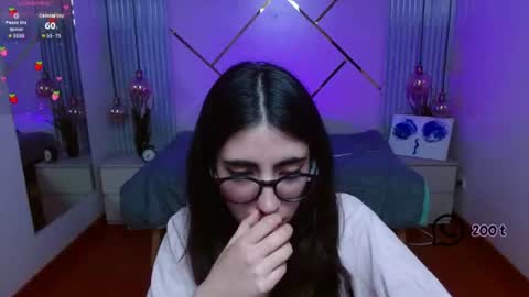 Snapshot of lena_roses chatting on June 16, 2026, 8:33 pm Lena online show from June 16, 2026, 8:33 pm