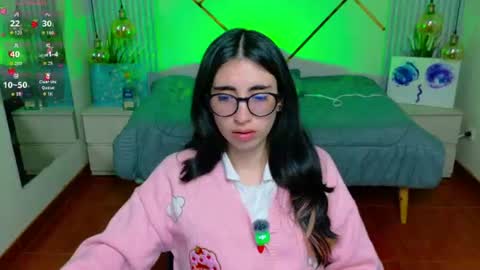 Snapshot of lena_roses chatting on August 7, 2026, 7:49 pm Lena online show from August 7, 2026, 7:49 pm