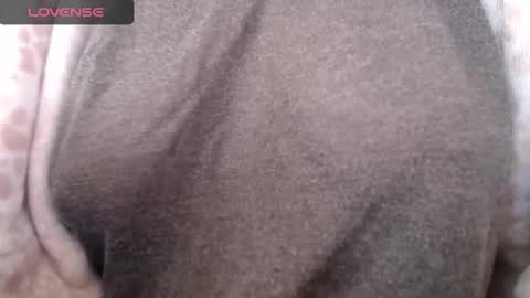 lenagolden online show from November 15, 2025, 11:40 am