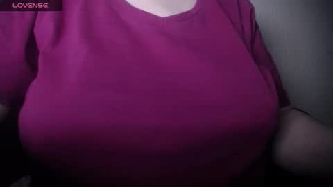 lenagolden online show from January 31, 2026, 7:11 pm