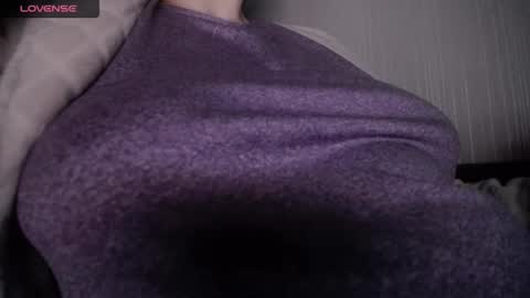 lenagolden online show from March 7, 2026, 4:20 am