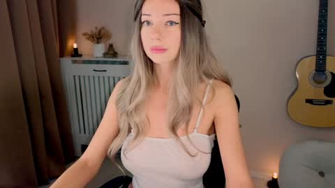 Snapshot of lenamuti chatting on February 9, 2026, 8:07 am Lena online show from February 9, 2026, 8:07 am