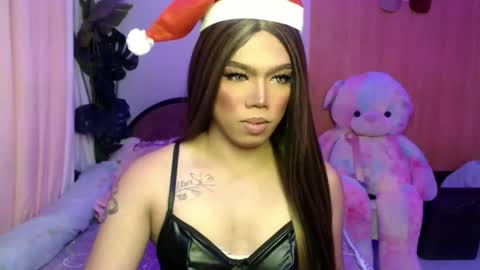 Snapshot of lenawet_0520 chatting on November 9, 2025, 5:44 pm lena online show from November 9, 2025, 5:44 pm