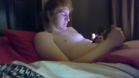 lenewton2004 online show from February 24, 2025, 1:46 am