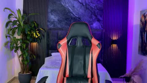 Snapshot of lennaa_s chatting on February 27, 2026, 10:43 pm lennaa_s online show from February 27, 2026, 10:43 pm