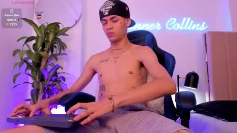 Snapshot of lennercollins_ chatting on May 8, 2026, 10:42 am Lenner INDEPENDENT MODEL online show from May 8, 2026, 10:42 am