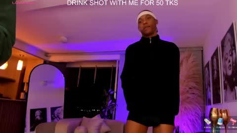 Snapshot of lennercollins_ chatting on May 22, 2026, 1:24 am Lenner INDEPENDENT MODEL online show from May 22, 2026, 1:24 am